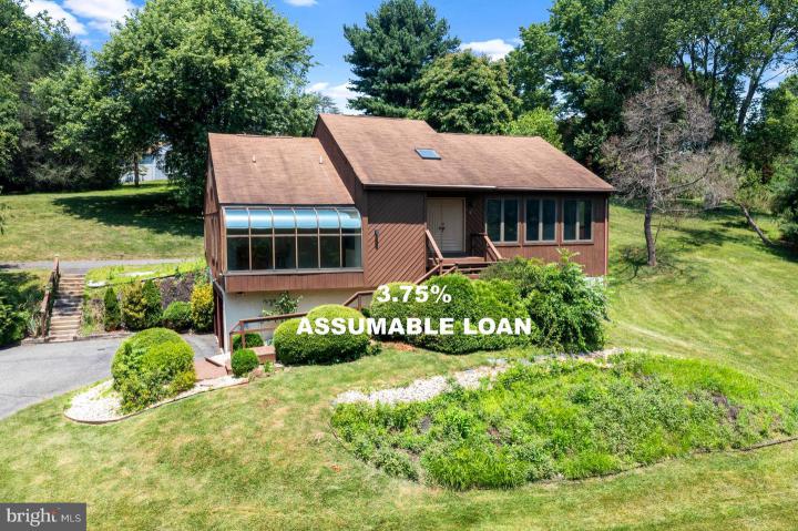 Photo of 113 Jupiter Road, Newark DE