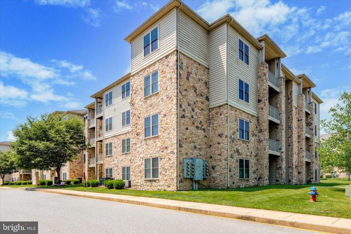 Photo of 1000 Fountainview Circle 1101, Newark DE