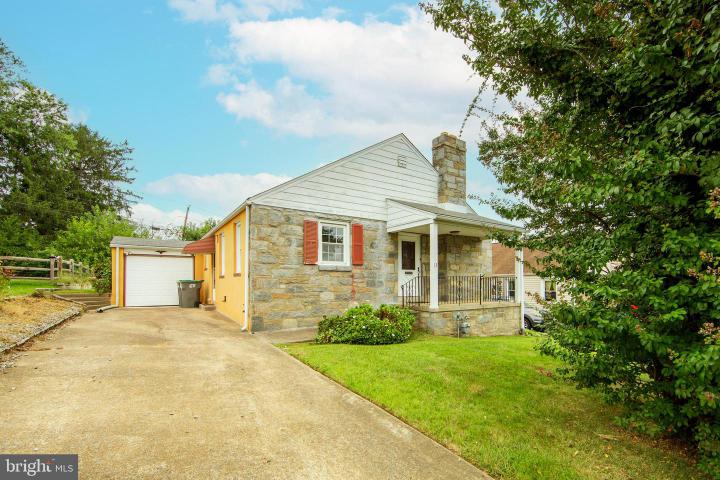 Photo of 13 Lexington Drive, Claymont DE