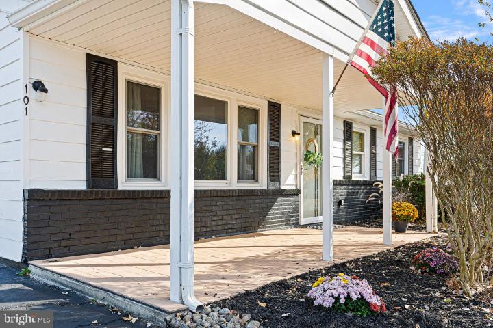 Photo of 101 Rosewood Drive, Newark DE