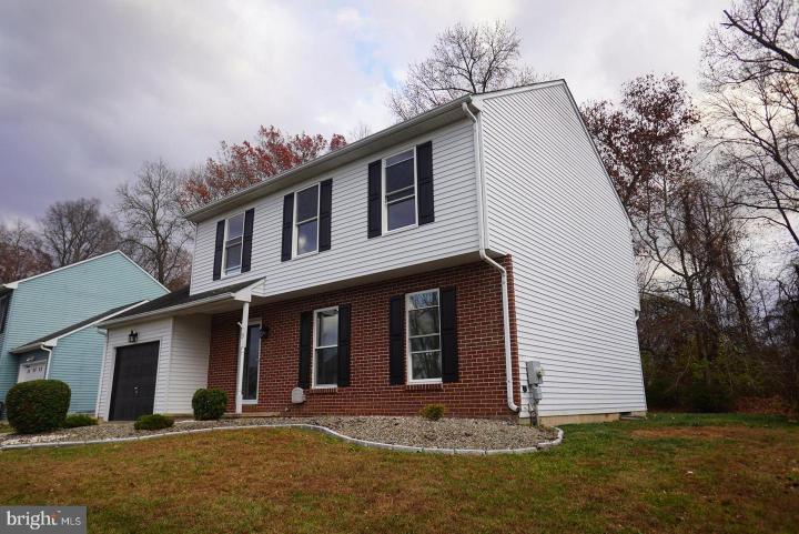 Photo of 13 Kings Bridge Court, Newark DE