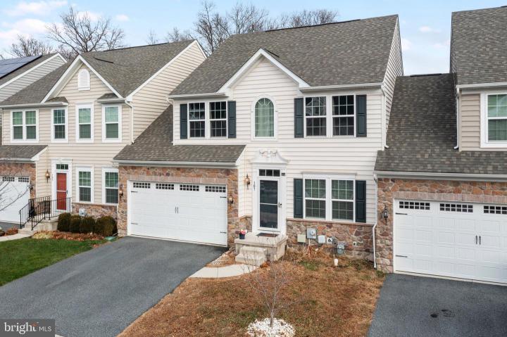 Photo of 107 E General Grey Court, Newark DE