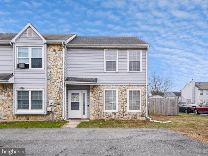 Photo of 1 Von Steuben Court, Newark DE