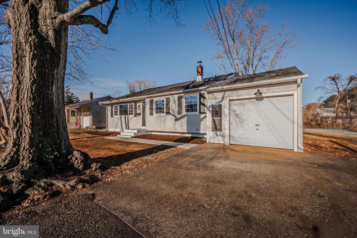 Photo of 12 Davies Road, Newark DE