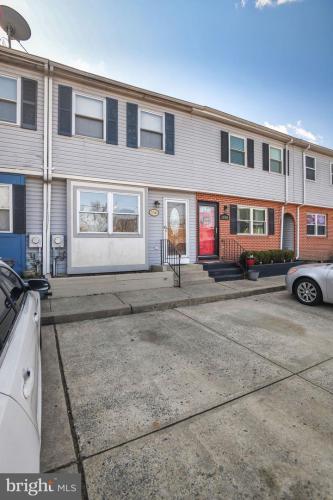 Photo of 1214 Pearl Street, Wilmington DE