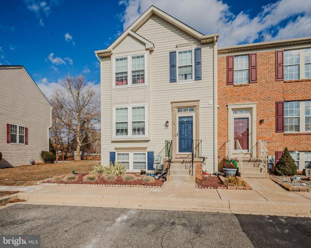 Photo of 10 Photinia Drive, Newark DE