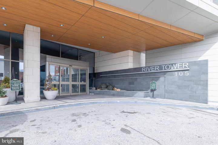 Photo of 105 Christina Landing Drive 1006, Wilmington DE