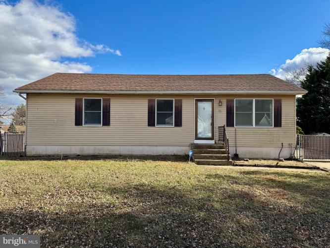 Photo of 11 Locke Court, Newark DE