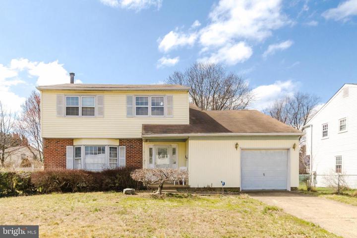 Photo of 124 Wedgefield Drive, New Castle DE