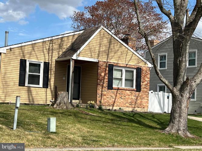 Photo of 13 Three Rivers Drive, Newark DE