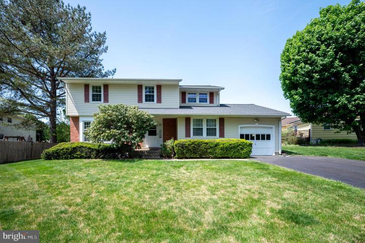 Photo of 11 Whitekirk Drive, Wilmington DE