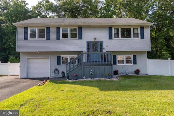 Photo of 131 N Hunter Forge Road, Newark DE