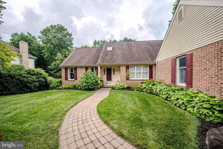 Photo of 4 Running Brook Lane, Newark DE