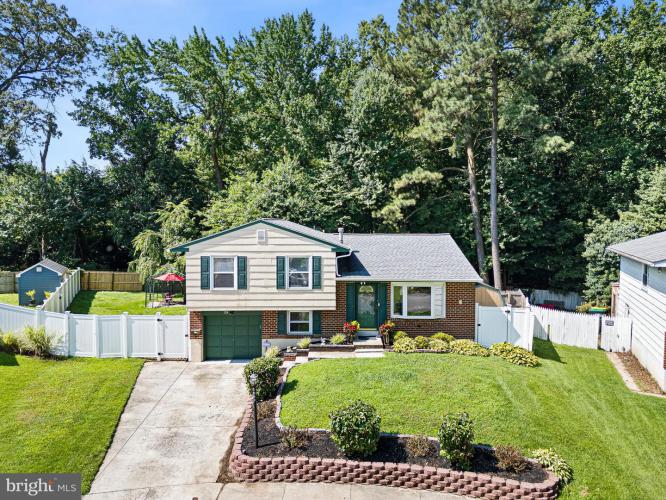 Photo of 129 Dunsinane Drive, New Castle DE