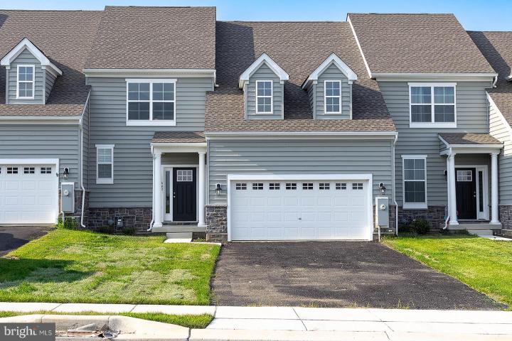 Photo of 605 Gordon House Way, Middletown DE
