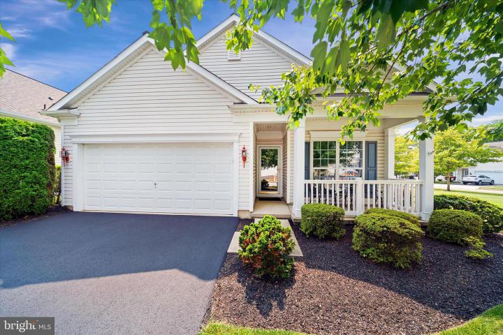 Photo of 4 Compass Rose Way, Newark DE