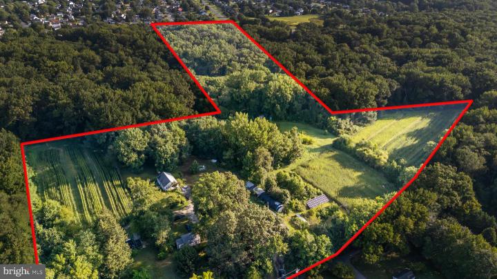 Photo of 557 Mansion House Road