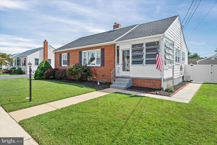 Photo of 102 E Keystone Avenue, Wilmington DE