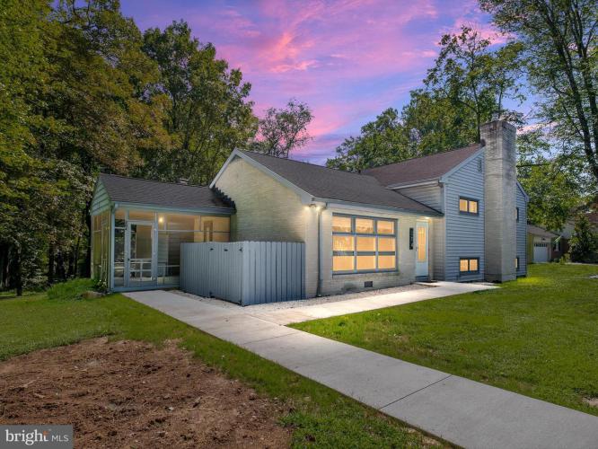 Photo of 204 Jupiter Road, Newark DE