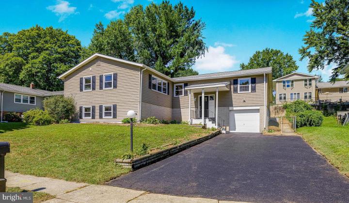 Photo of 4 Harkness Court, Newark DE