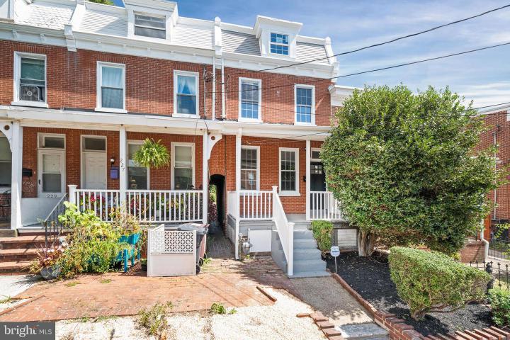Photo of 225 W 17th Street, Wilmington DE
