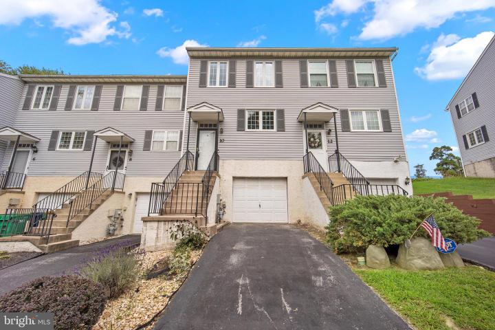 Photo of 10 Woodfield Drive, Claymont DE