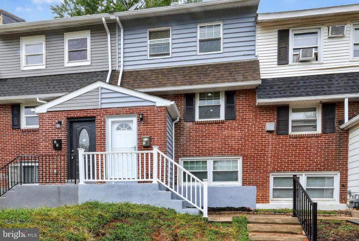 Photo of 13 Oakmont Drive