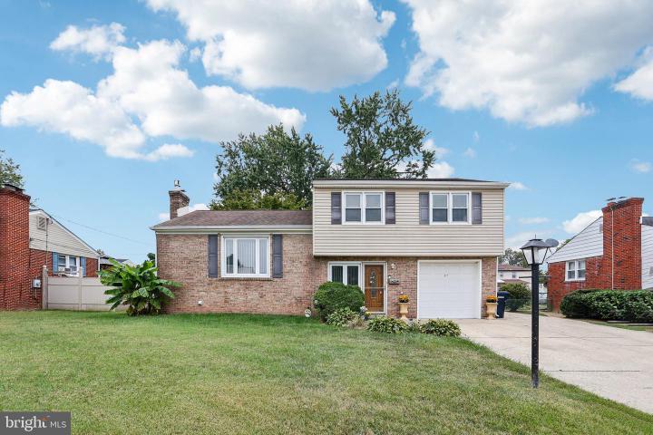 Photo of 11 N Booth Drive, New Castle DE