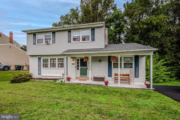 Photo of 14 Worral Court