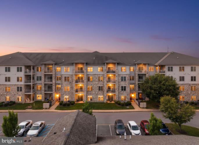 Photo of 1000 Fountainview Circle 1113, Newark DE