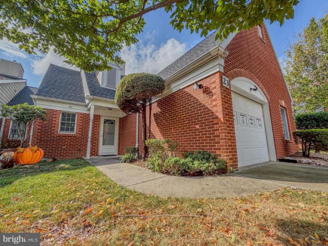 Photo of 23 E Village Road, Newark DE