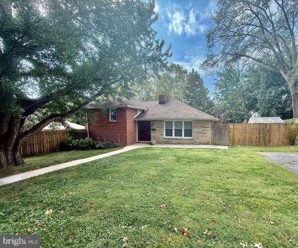 Photo of 11 Woodsway Road