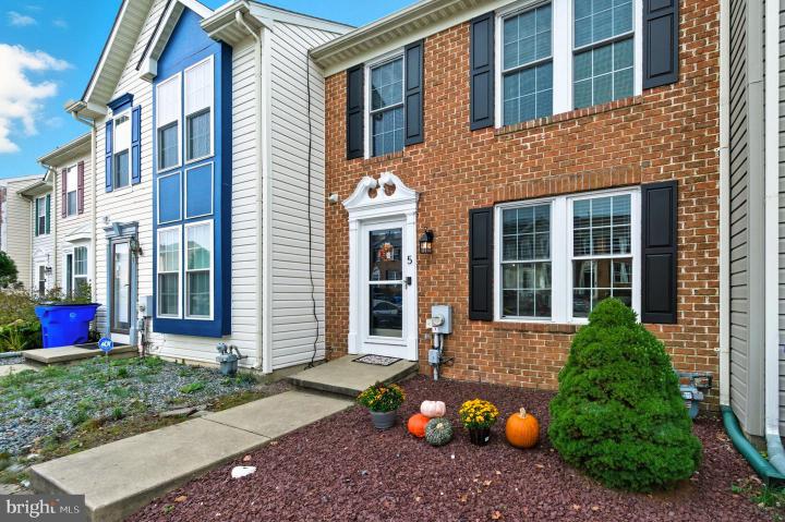 Photo of 5 W Christina Place, Newark DE