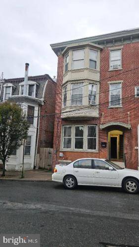 Photo of 814 W 8th Street, Wilmington DE