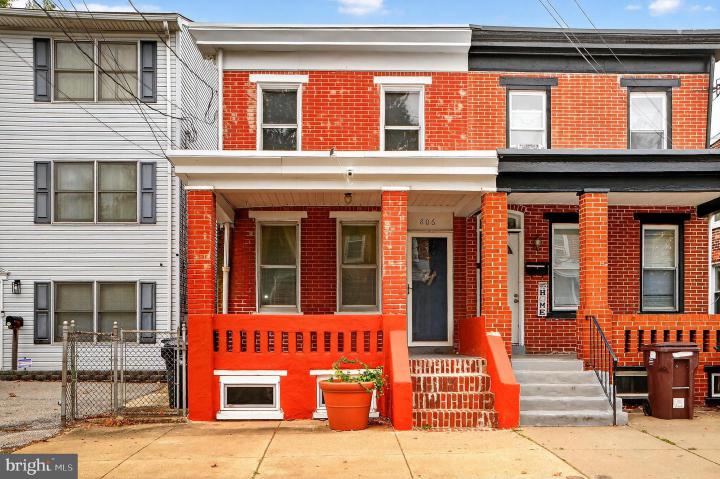 Photo of 806 Brown Street, Wilmington DE