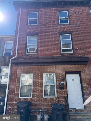 Photo of 604 W 8th Street, Wilmington DE