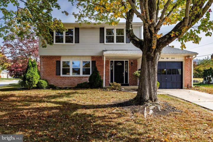 Photo of 2816 W Oakland Drive