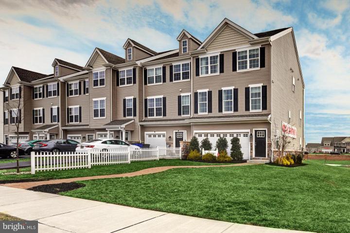 Photo of 442 Rederick Lane