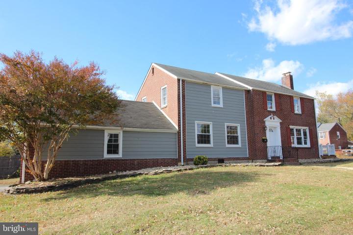 Photo of 405 N Augustine Street, Newport DE