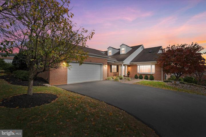 Photo of 110 Stone Tower Lane, Wilmington DE