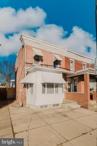 Photo of 619 N Lincoln Street