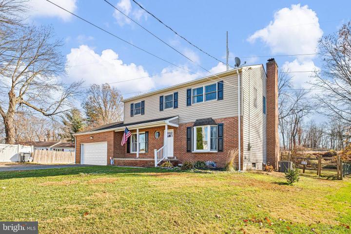 Photo of 2002 Cunningham Road