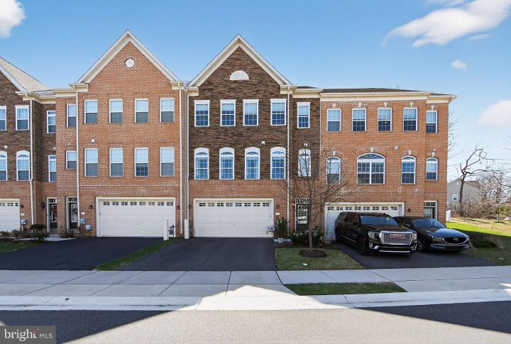 Photo of 142 Westhampton Drive