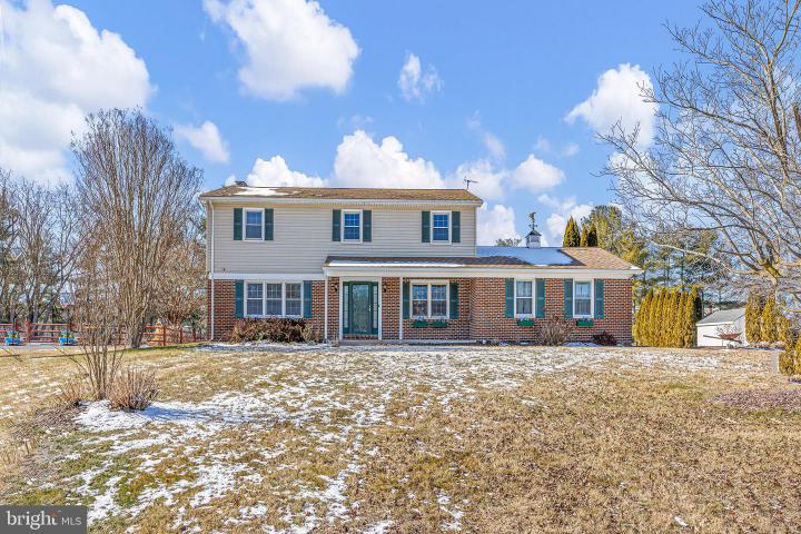 Photo of 152 W Savannah Drive