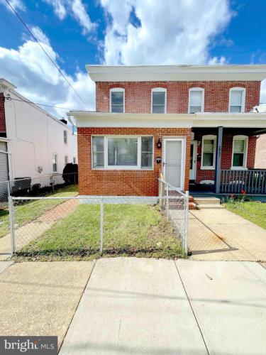 Photo of 2905 N Madison Street