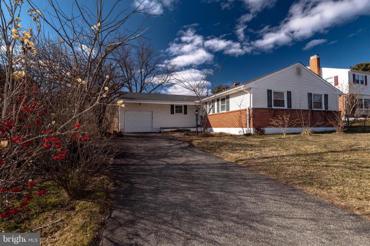 Photo of 19 Whitekirk Drive, Wilmington DE