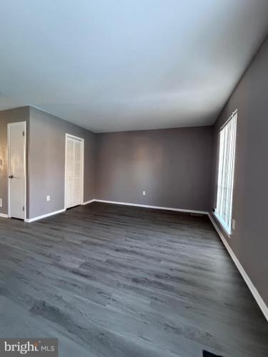 Photo of 120 Hopkins Court, Newark DE