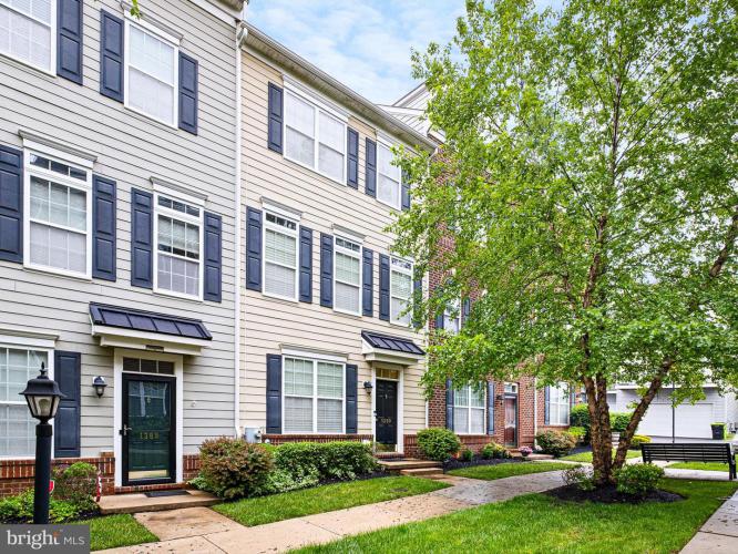 Photo of 1390 Parish Avenue