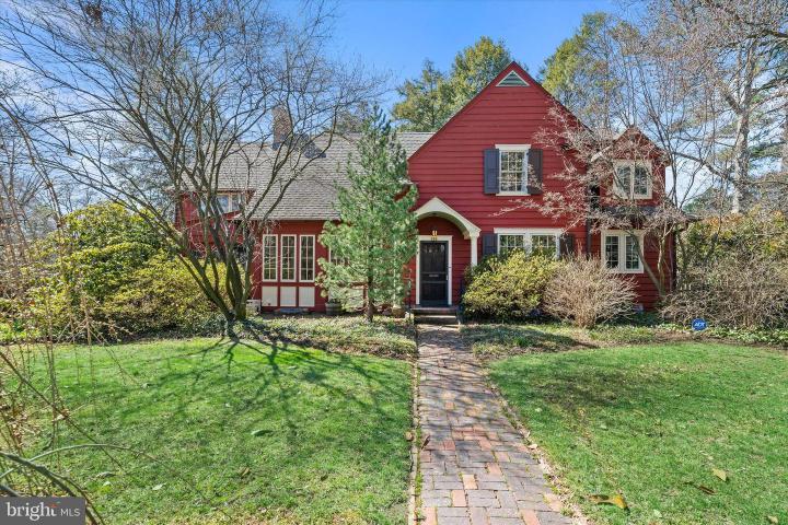 Photo of 216 Orchard Road