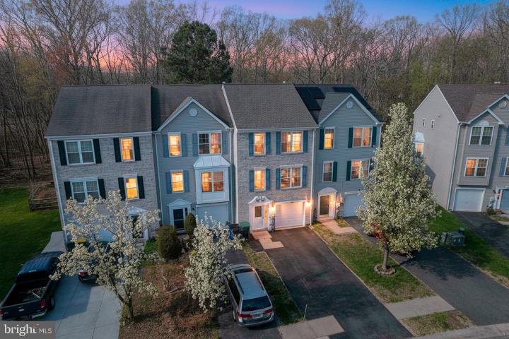 Photo of 360 N Barrington Court